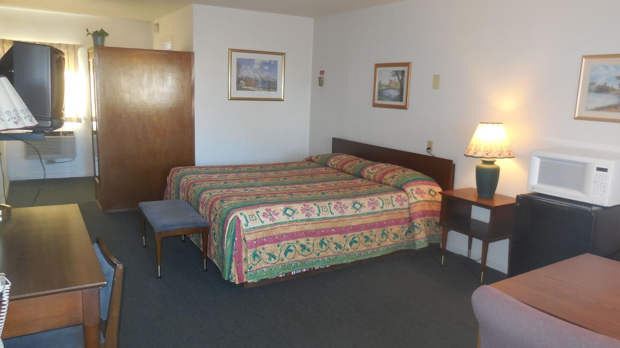 Budget Host Exit 254 Inn Loveland Exterior photo