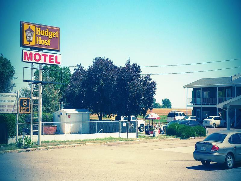 Budget Host Exit 254 Inn Loveland Exterior photo