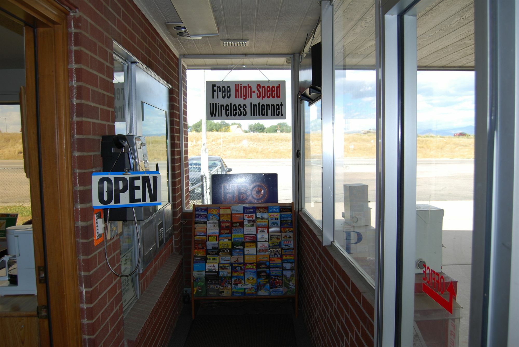 Budget Host Exit 254 Inn Loveland Exterior photo